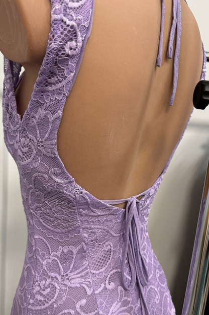Vestido Corto Frida de Encaje Lila